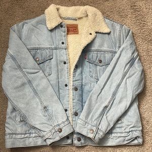 Levi's Premium Ex Boyfriend Sherpa Lined Womens Trucker Jacket Light Wash Sz L